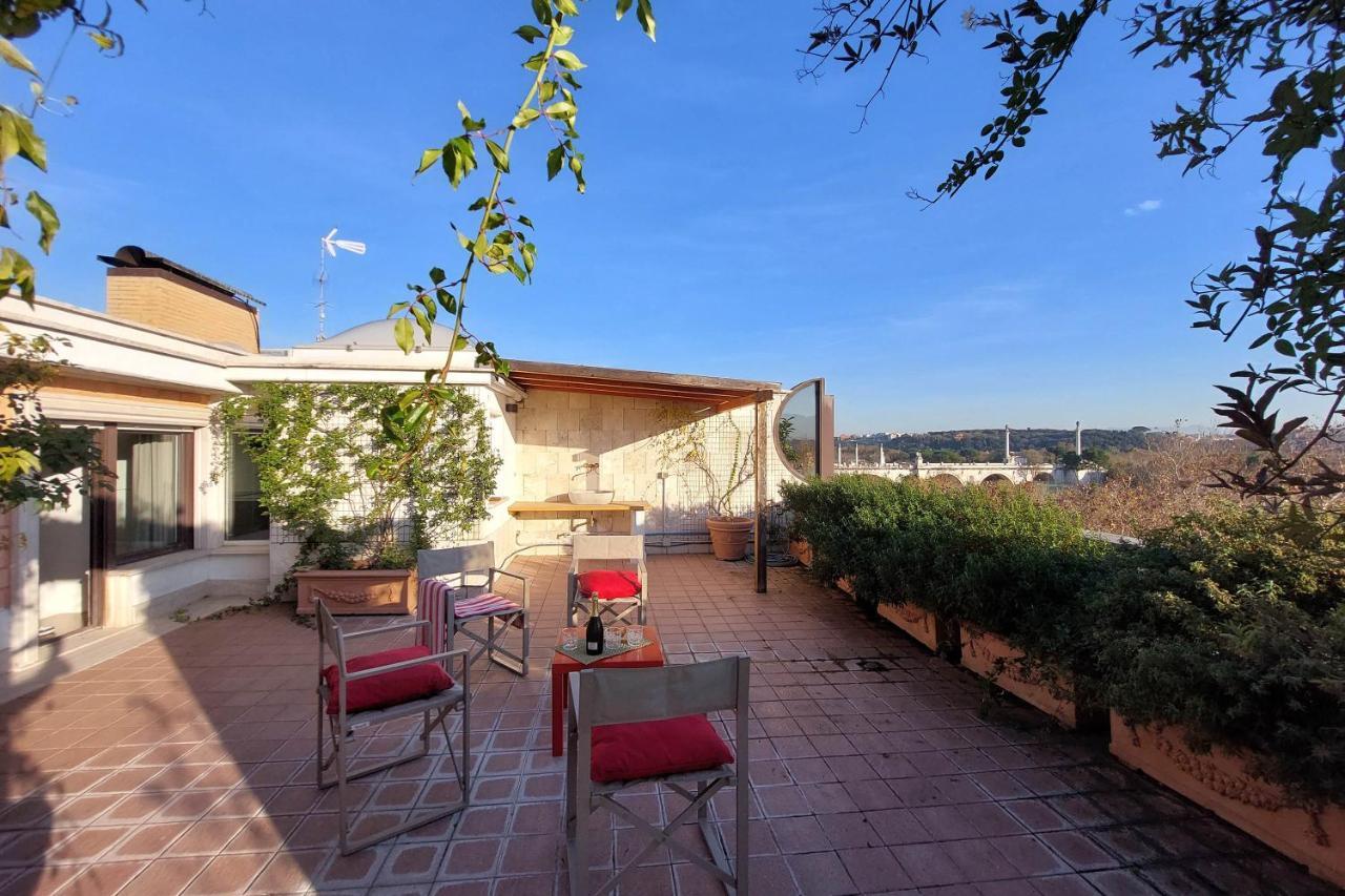 Beautiful Loft In Ponte Milvio With Terrace Apartman Róma Kültér fotó