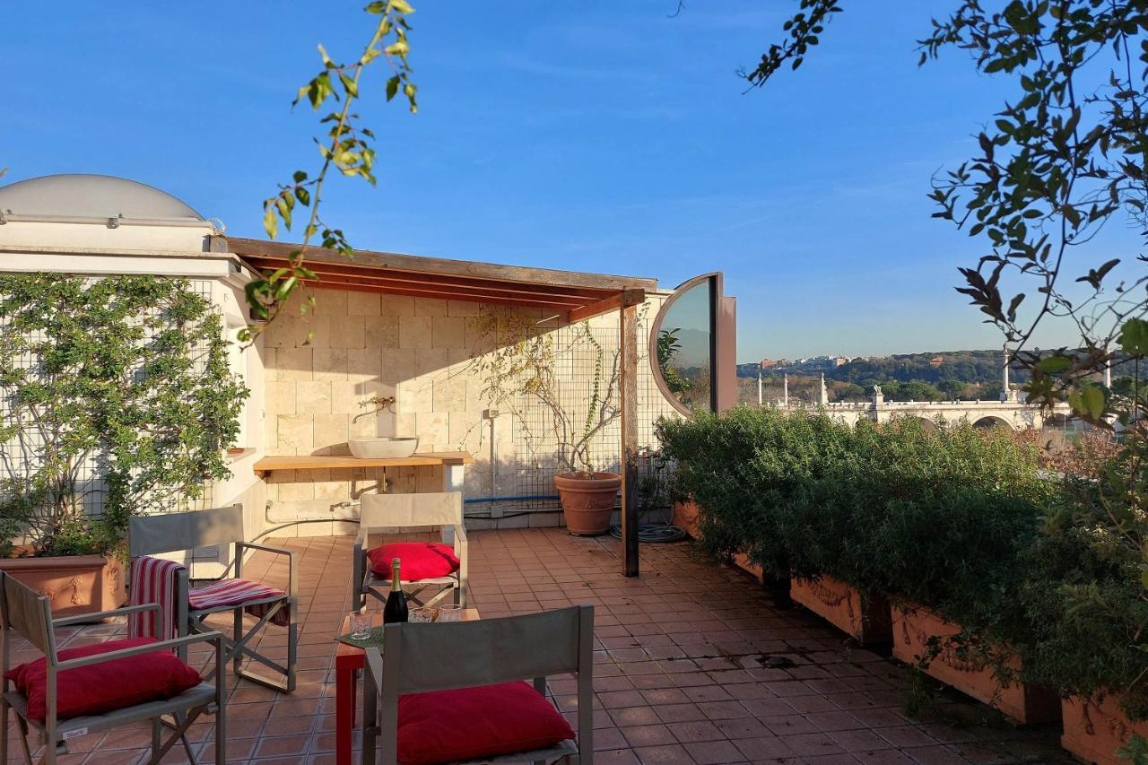 Beautiful Loft In Ponte Milvio With Terrace Apartman Róma Kültér fotó